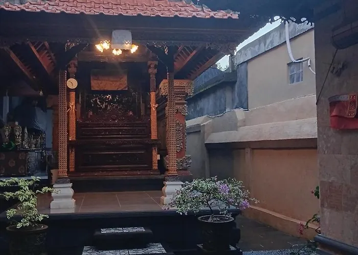 Гостевой дом Dewa Bungalows, A Balinese House And Art Gallery 3*