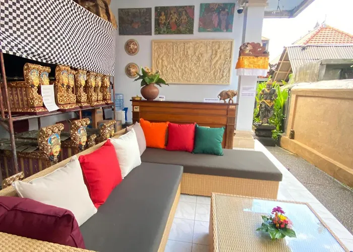Dewa Bungalows, A Balinese House And Art Gallery Ubud